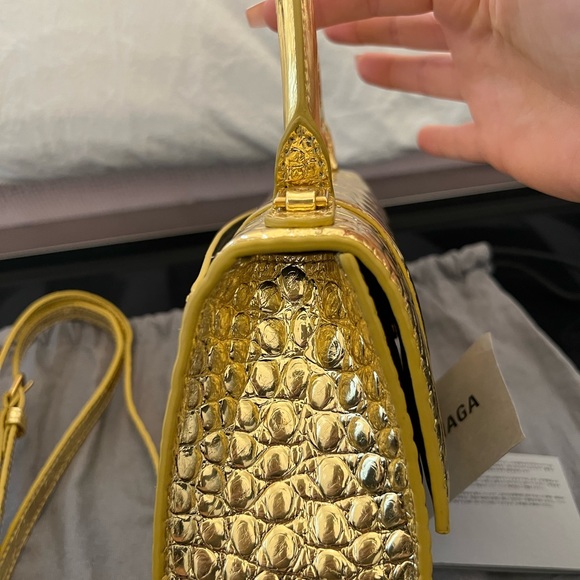 Balenciaga Gold Handbag w/ Shoulder Strap - Picture 4 of 7